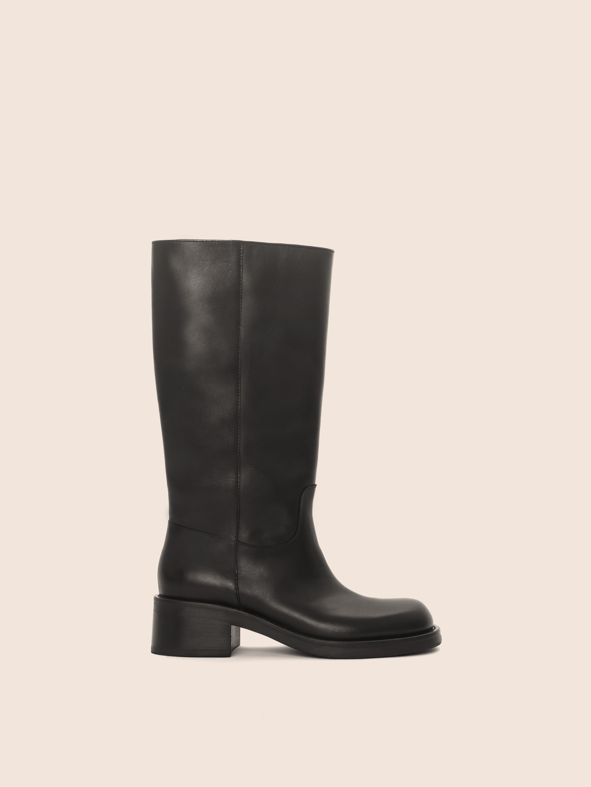 Lucca Black Boot