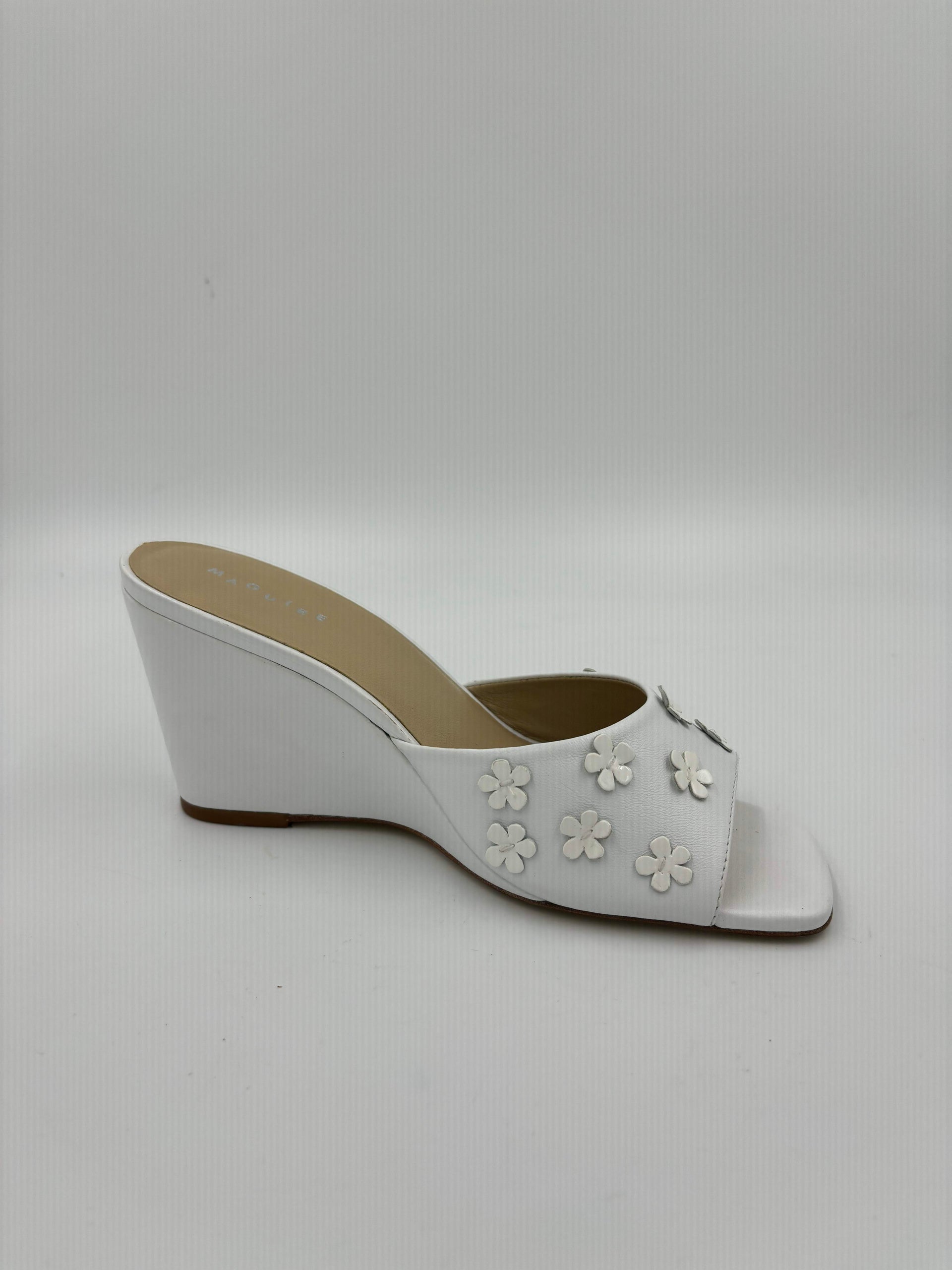 Second Hand Olinda White Heel